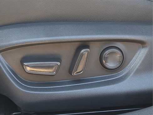 New 2026 Toyota Camry SE image 10