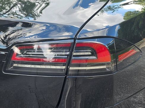 Used 2023 Tesla Model S AWD/4WD image 30