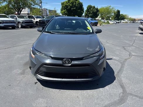 Used 2024 Toyota Corolla LE FWD image 2