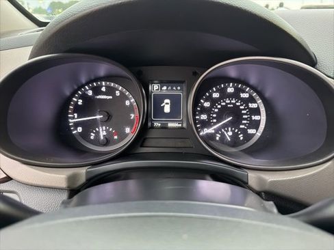 Used 2017 Hyundai Santa Fe Sport FWD image 11