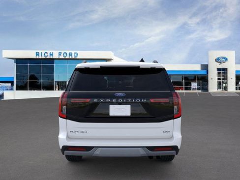 New 2026 Ford Expedition Max Platinum w/ Platinum Ultimate Package AWD/4WD image 9
