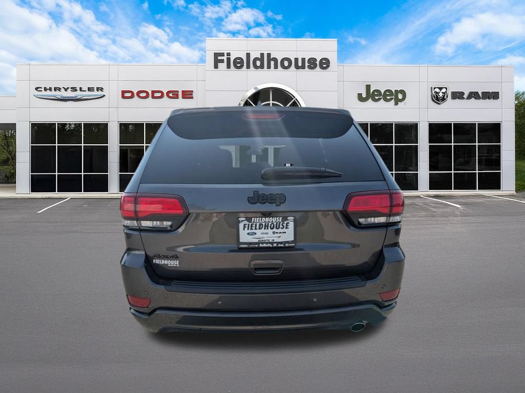 Used 2021 Jeep Grand Cherokee Laredo X AWD/4WD image 12