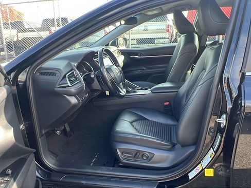 Used 2019 Toyota Camry SE image 26