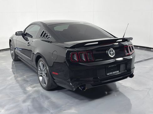 Used 2014 Ford Mustang Coupe w/ V6 Performance Package RWD image 7