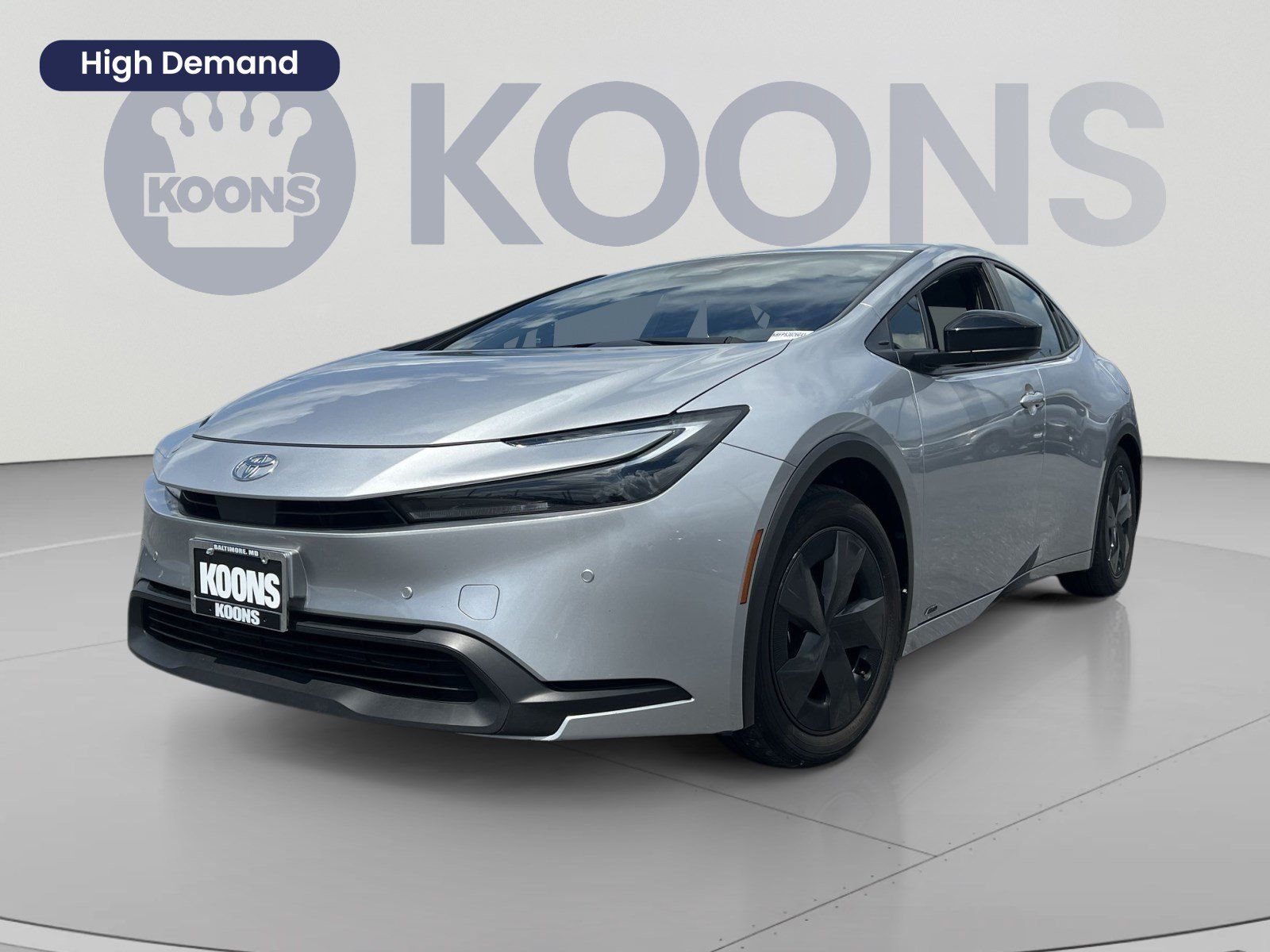 Used 2025 Toyota Prius LE AWD/4WD image 1