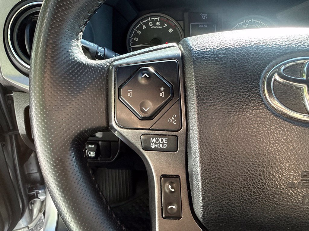 Used 2017 Toyota Tacoma TRD Off-Road w/ Tow Package AWD/4WD image 24