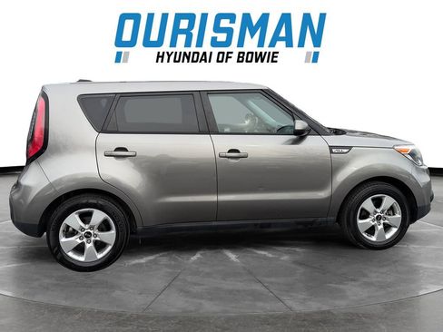 Used 2017 Kia Soul image 7