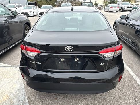 Used 2025 Toyota Corolla LE image 6