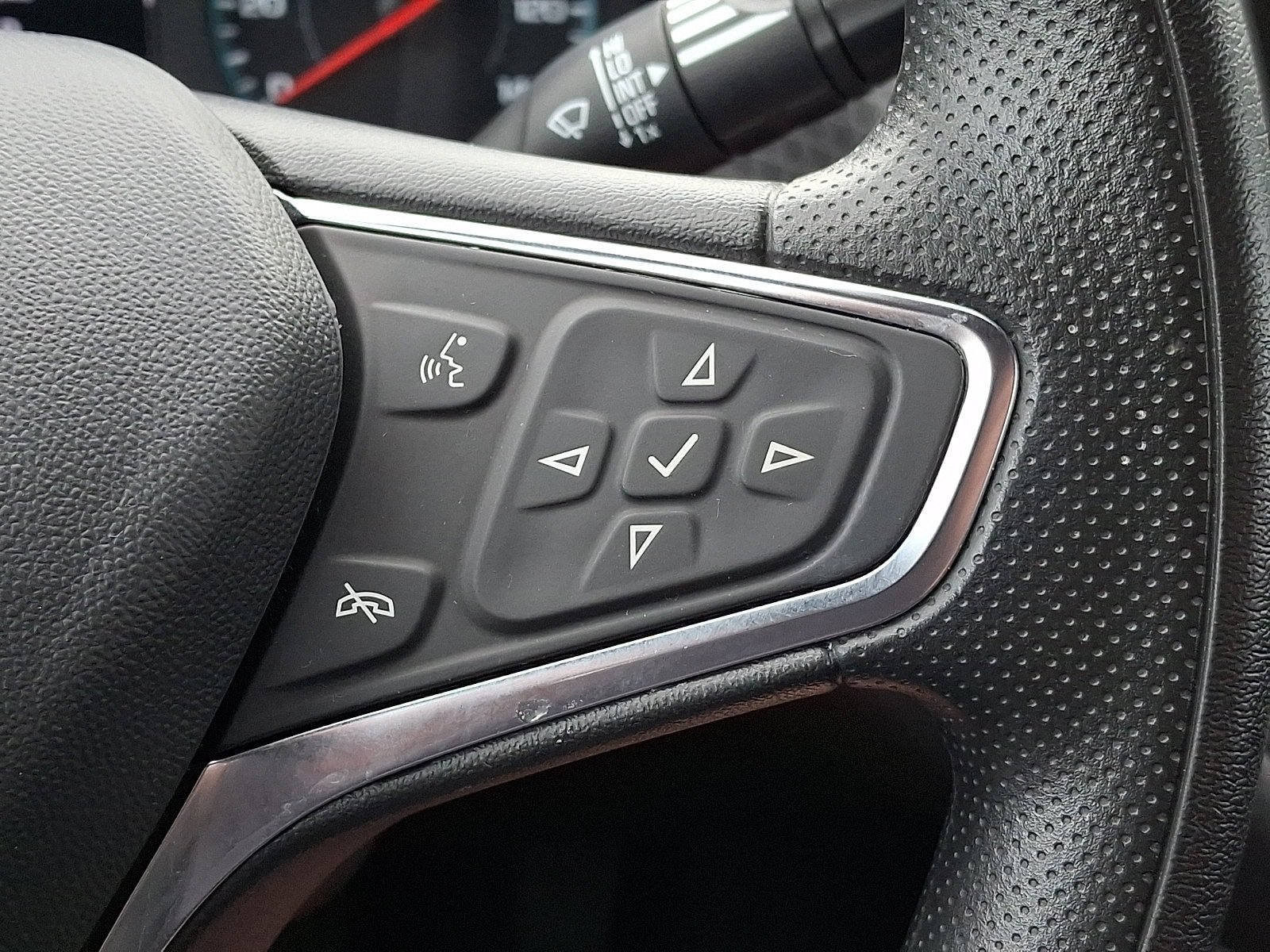Used 2025 Chevrolet Malibu LT FWD image 21
