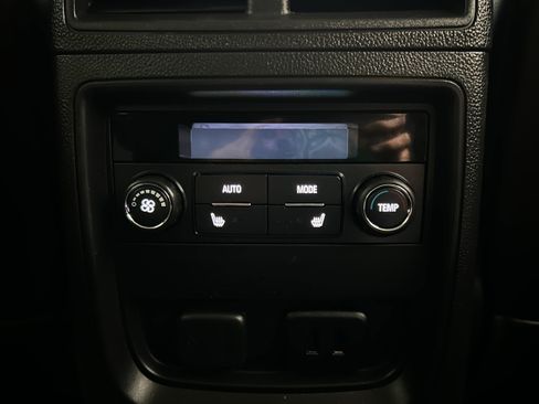 Used 2016 Buick Envision Premium AWD/4WD image 31