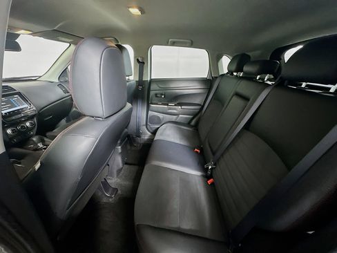 Used 2025 Mitsubishi Outlander Sport SE image 26