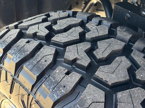 Used 2019 GMC Sierra 2500 SLT w/ Duramax Plus Package image 16