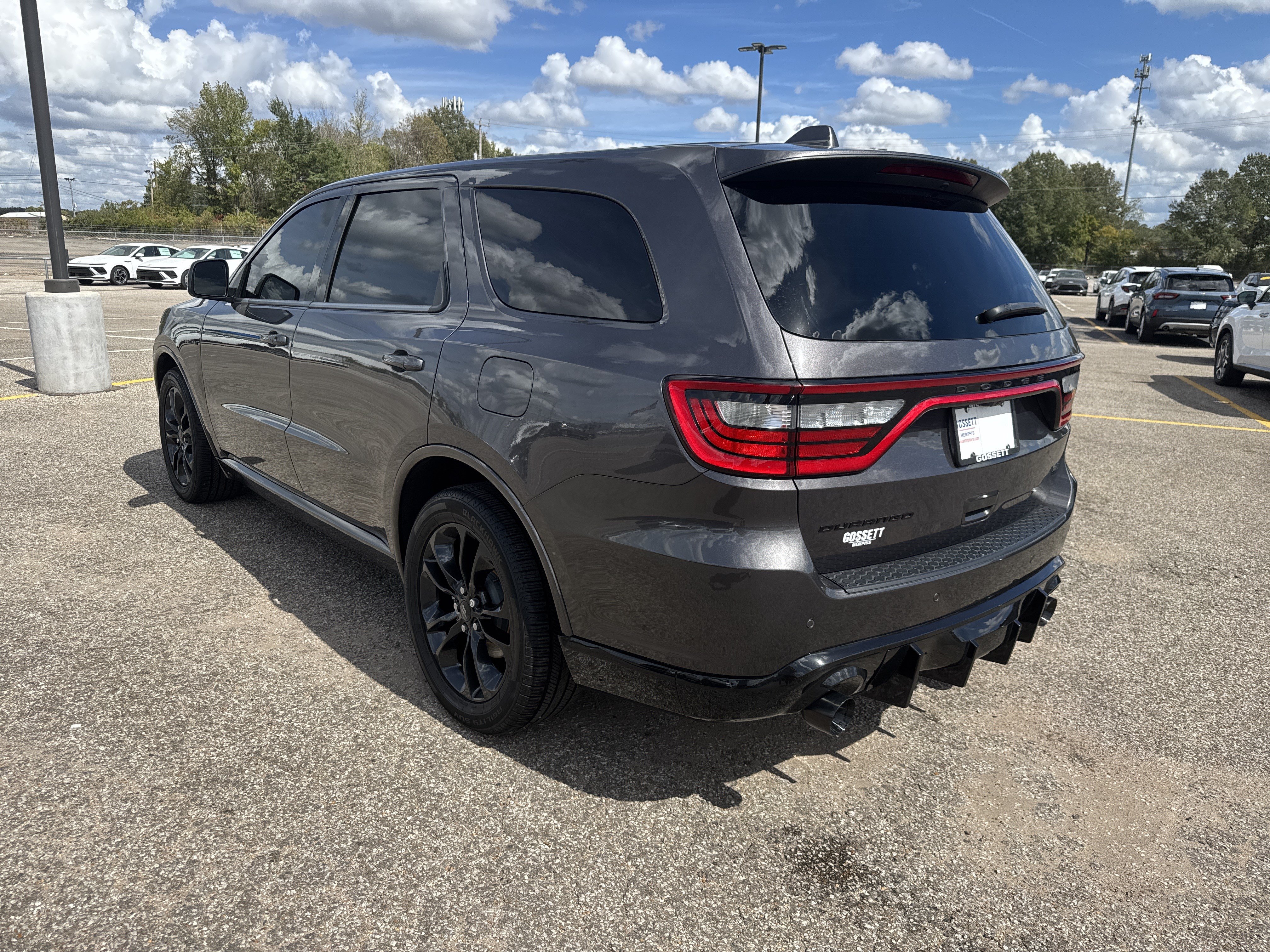 Used 2021 Dodge Durango R/T w/ Blacktop Package RWD image 3