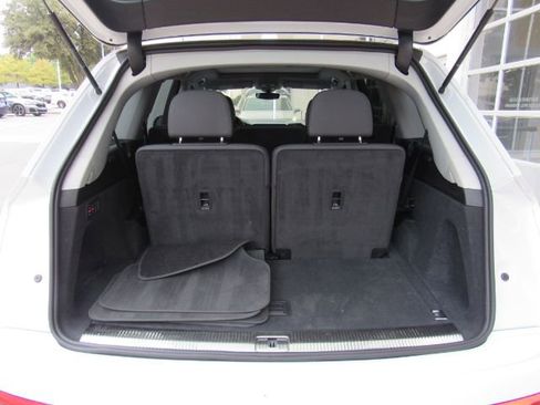 Used 2023 Audi Q7 2.0T Premium Plus w/ Premium Plus Package image 25