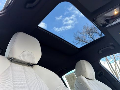 Certified 2024 BMW i5 eDrive40i w/ Premium Package image 20