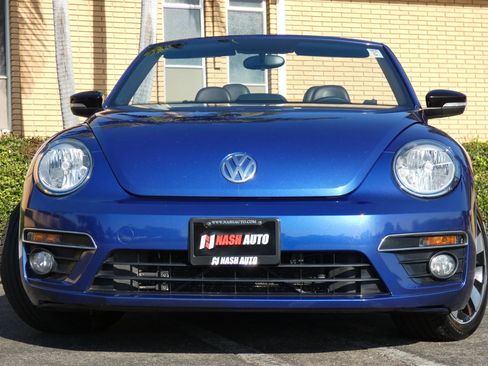 Used 2014 Volkswagen Beetle R-Line image 17