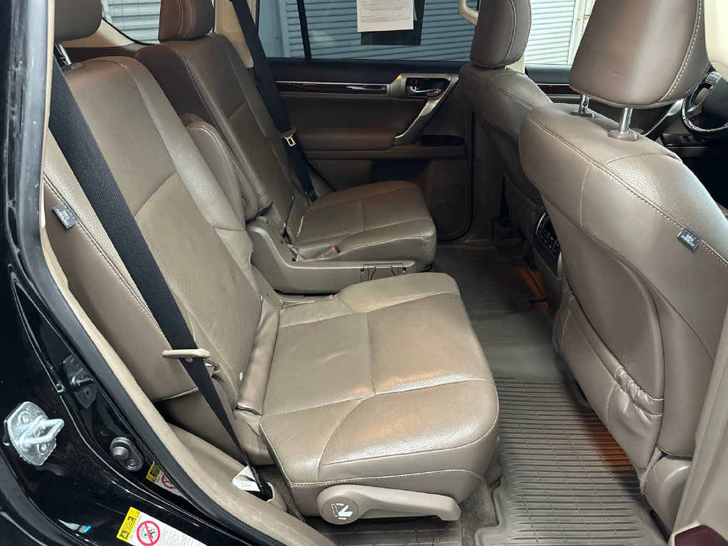 Used 2017 Lexus GX 460 Premium AWD/4WD image 17