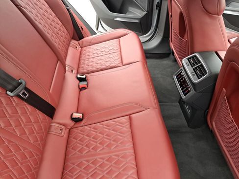 Certified 2023 Audi e-tron S Premium Plus AWD/4WD image 11