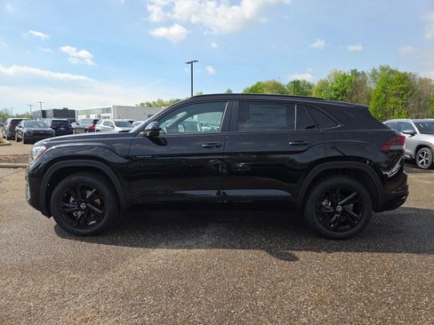 New 2026 Volkswagen Atlas Cross Sport SEL R-Line AWD/4WD image 5