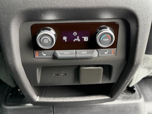 Used 2025 Buick Enclave Avenir w/ Trailering Package, 5000 lbs. image 20