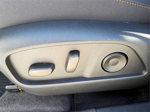 New 2026 Chevrolet Equinox ACTIV w/ Convenience Package III image 16