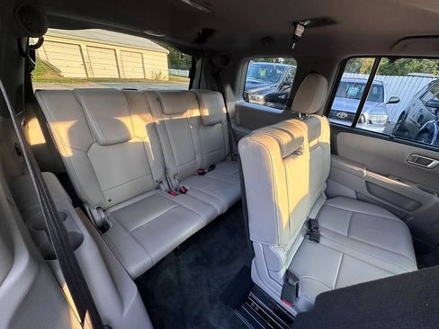 Used 2014 Honda Pilot Touring image 12