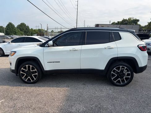 Used 2018 Jeep Compass Limited w/ Navigation Group AWD/4WD image 8