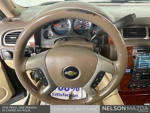 Used 2011 Chevrolet Tahoe LTZ RWD image 42