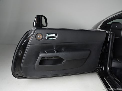 Used 2016 Rolls-Royce Wraith image 30