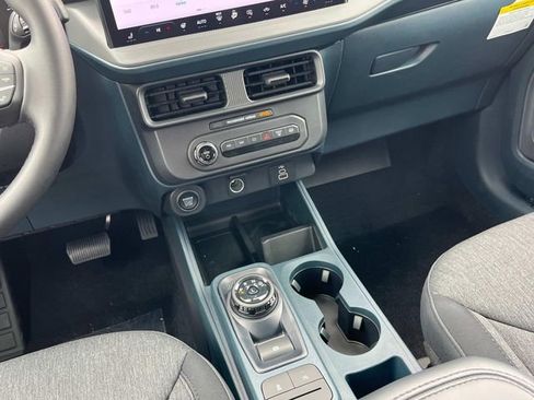 New 2025 Ford Maverick XLT w/ XLT Luxury Package image 18