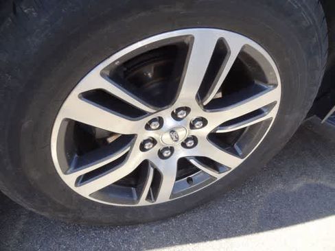 Used 2024 Ford Expedition Limited RWD image 9
