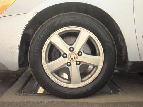 Used 2005 Honda Accord DX image 5
