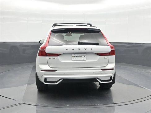 Used 2024 Volvo XC60 T8 Ultimate w/ Protection Package Premier image 17