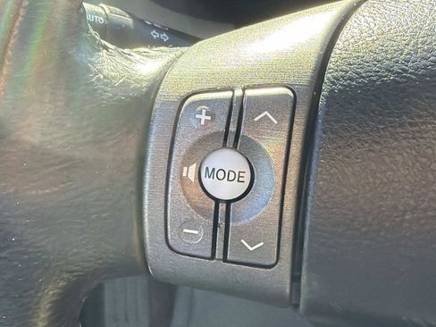 Used 2012 Toyota RAV4 Limited image 6