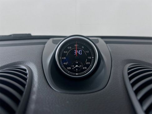 New 2025 Porsche 718 Cayman image 31