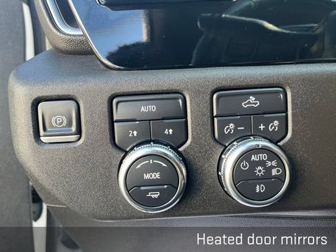 Used 2024 GMC Sierra 1500 Elevation w/ LPO, Elevation Black Package AWD/4WD image 27