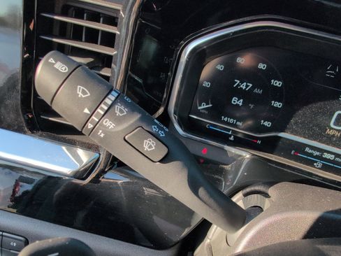 Used 2023 GMC Sierra 1500 SLT w/ SLT Premium Plus Package image 27