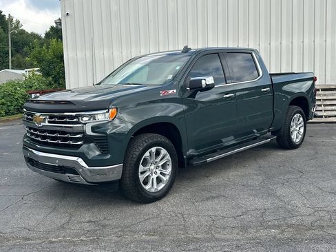 Used 2026 Chevrolet Silverado 1500 LTZ AWD/4WD image 2