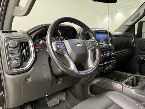 Used 2022 Chevrolet Silverado 2500 LTZ w/ LTZ Convenience Package image 19