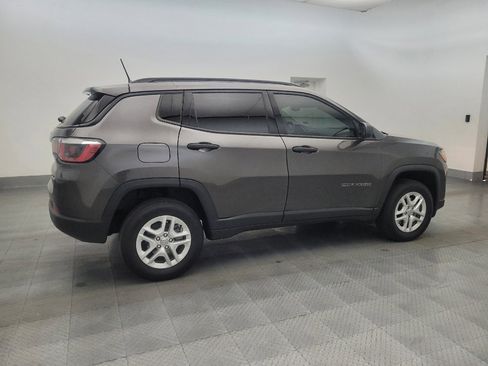 Used 2018 Jeep Compass Sport w/ Tech Group AWD/4WD image 10