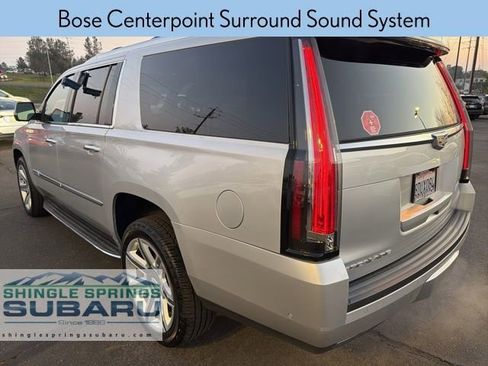 Used 2017 Cadillac Escalade ESV Luxury image 8