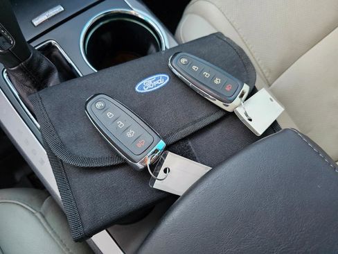 Used 2015 Ford Explorer Limited w/ Equipment Group 302A FWD image 70