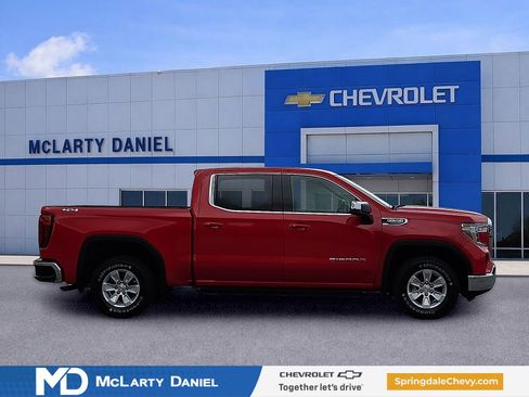 Used 2020 GMC Sierra 1500 SLE w/ SLE Value Package AWD/4WD image 6