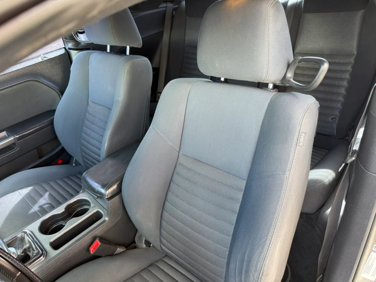 Used 2013 Dodge Challenger R/T RWD image 38
