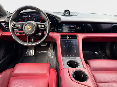 Used 2024 Porsche Taycan GTS image 35