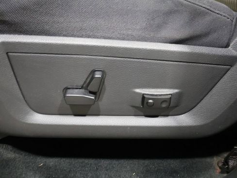 Used 2012 RAM 1500 Big Horn w/ Protection Group image 12