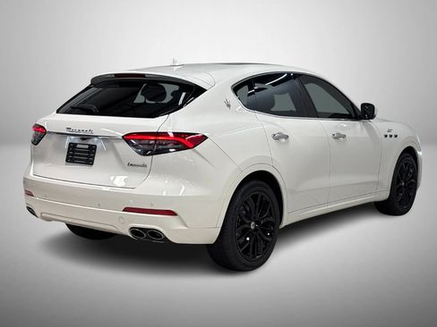 Used 2022 Maserati Levante GT image 4