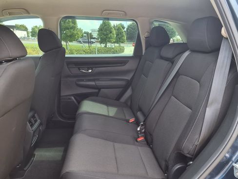 Used 2023 Honda CR-V LX image 16