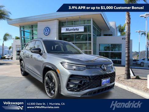 New 2026 Volkswagen Tiguan SE R-Line image 1