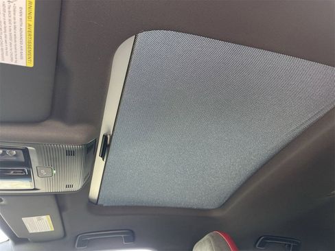 New 2026 Volkswagen GTI SE image 18